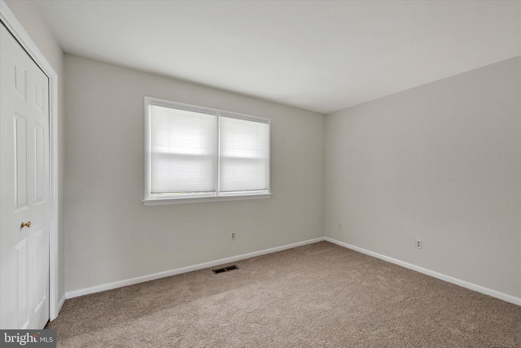 4 MCKENNA COURT