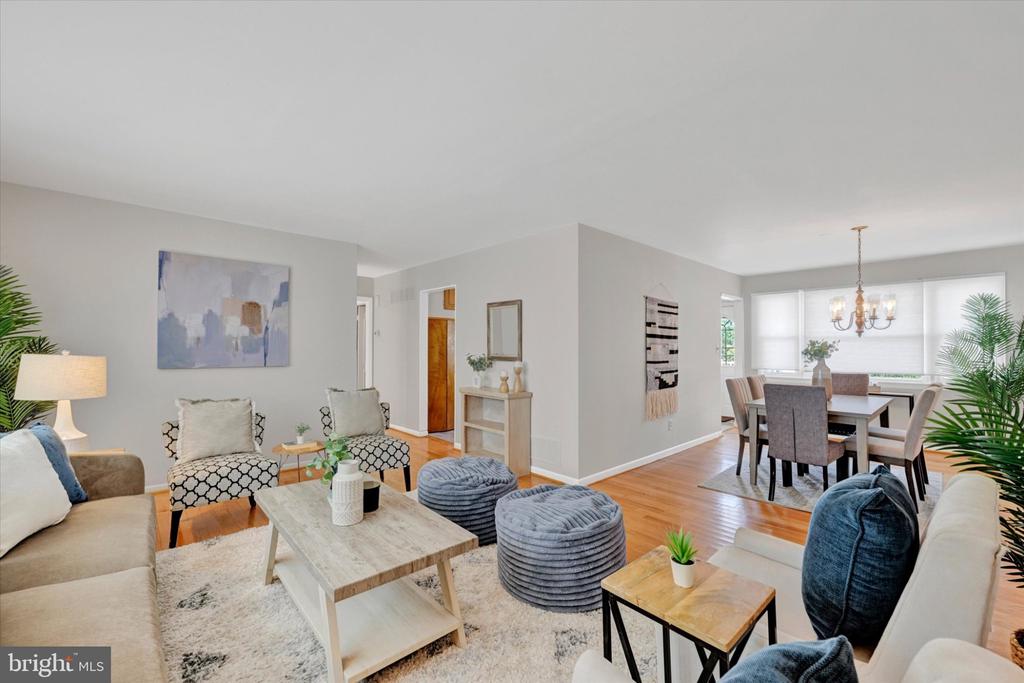 4 MCKENNA COURT