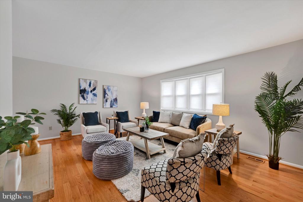 4 MCKENNA COURT