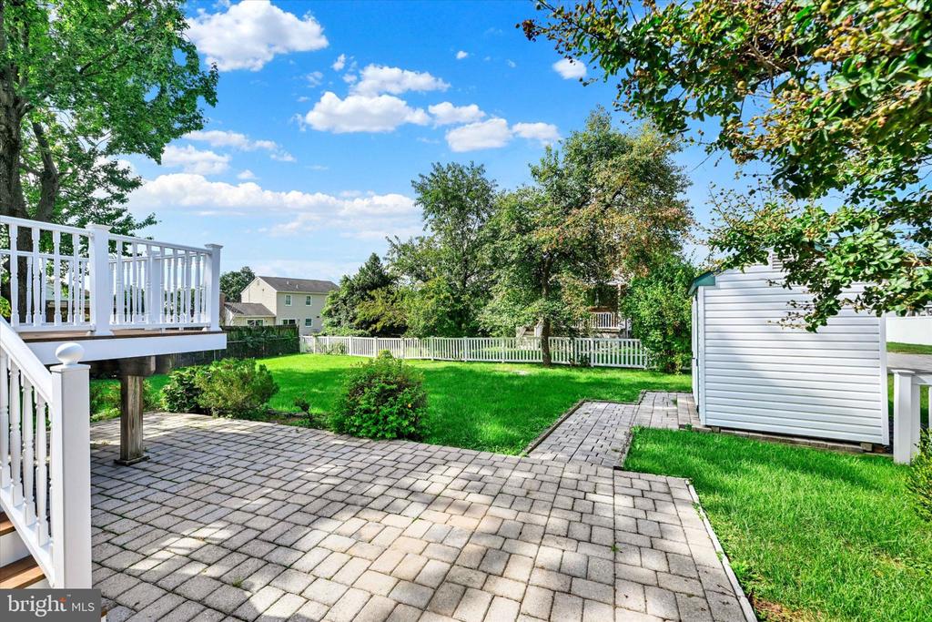 4 MCKENNA COURT