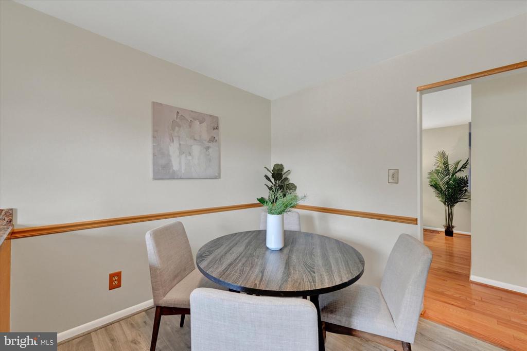 4 MCKENNA COURT