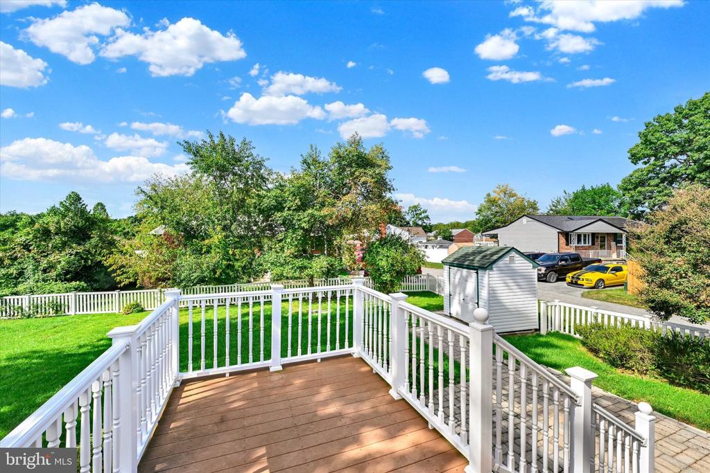 4 MCKENNA COURT
