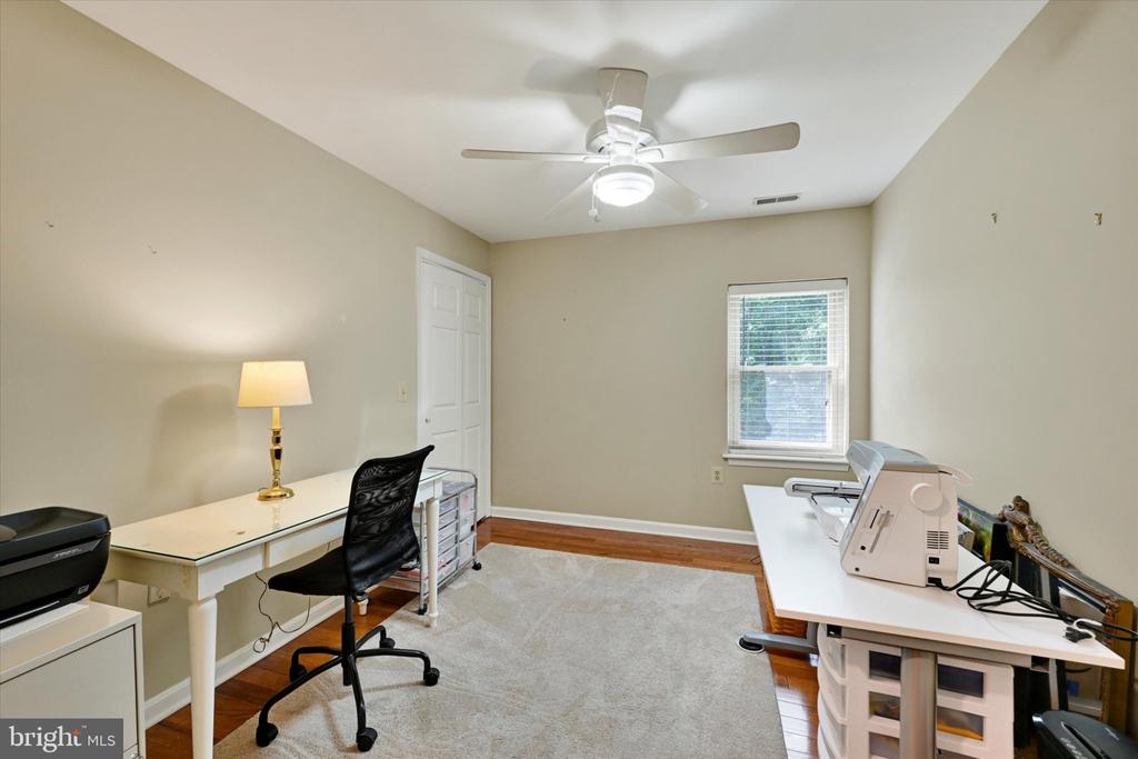 3901 DARLEIGH ROAD Unit: 1C