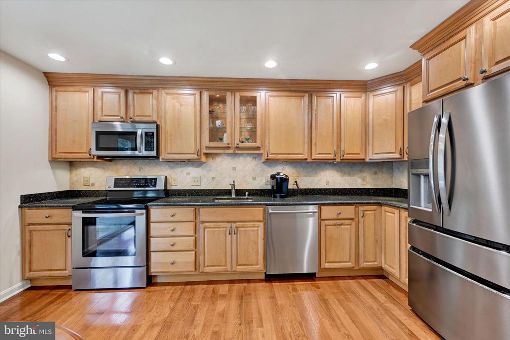 3901 DARLEIGH ROAD Unit: 1C