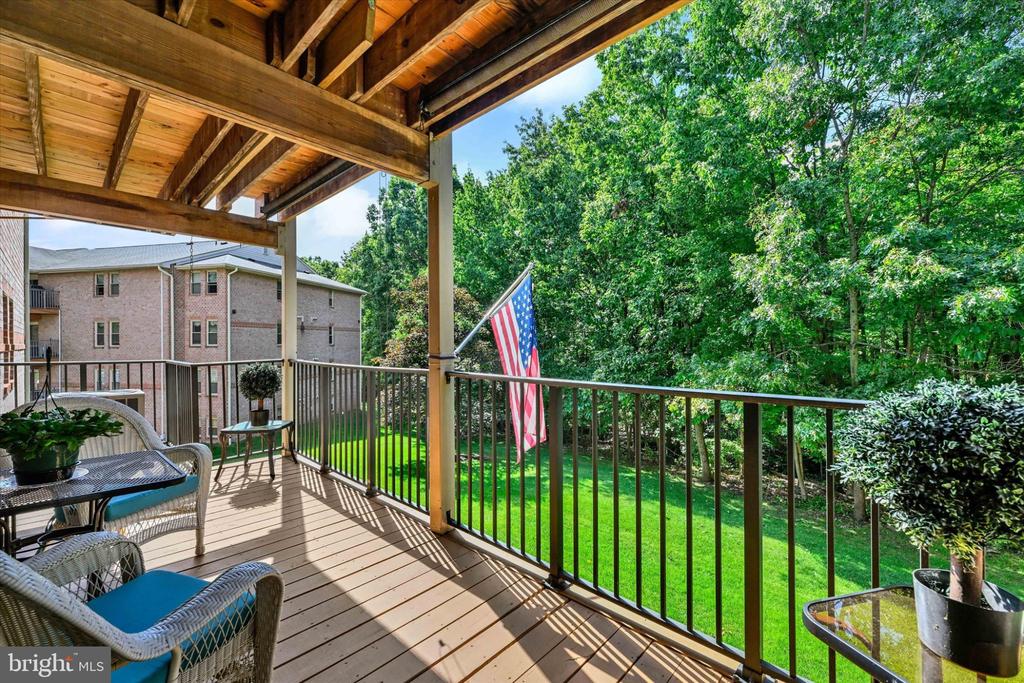 3901 DARLEIGH ROAD Unit: 1C