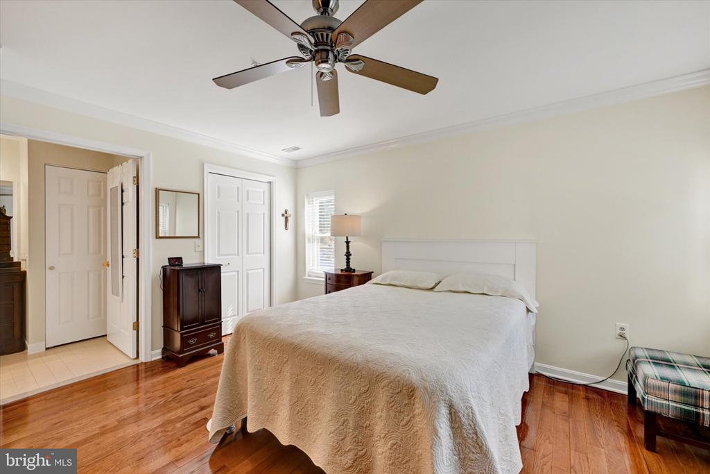 3901 DARLEIGH ROAD Unit: 1C