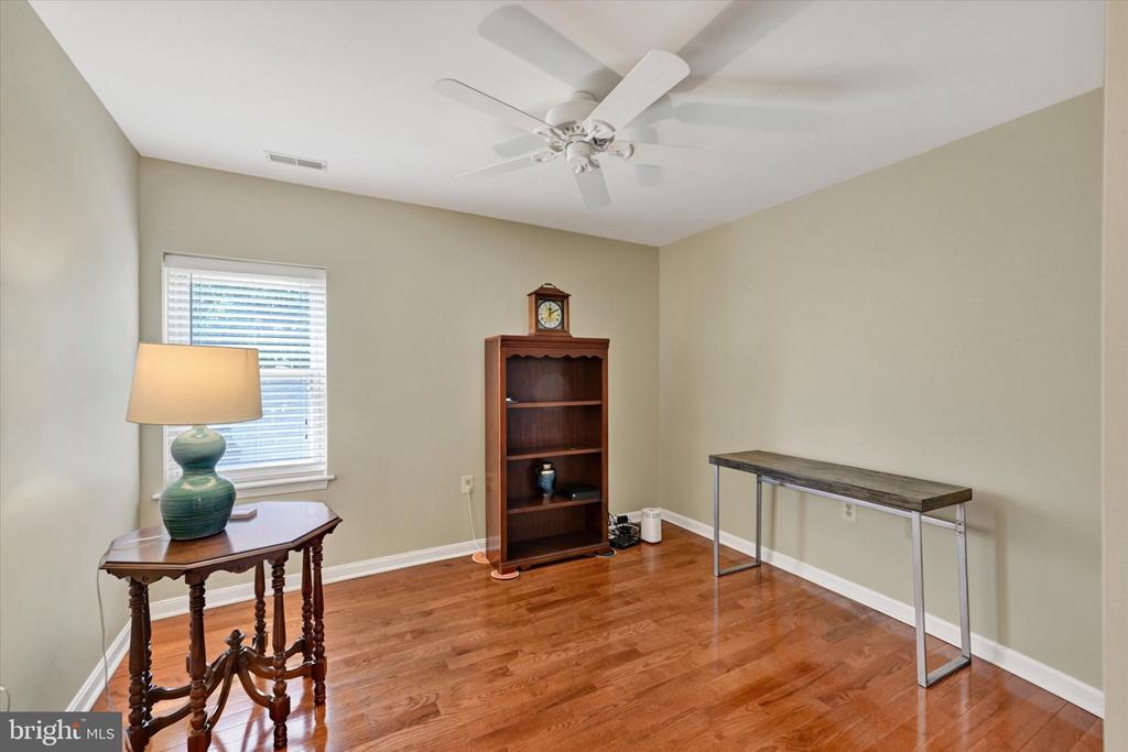 3901 DARLEIGH ROAD Unit: 1C
