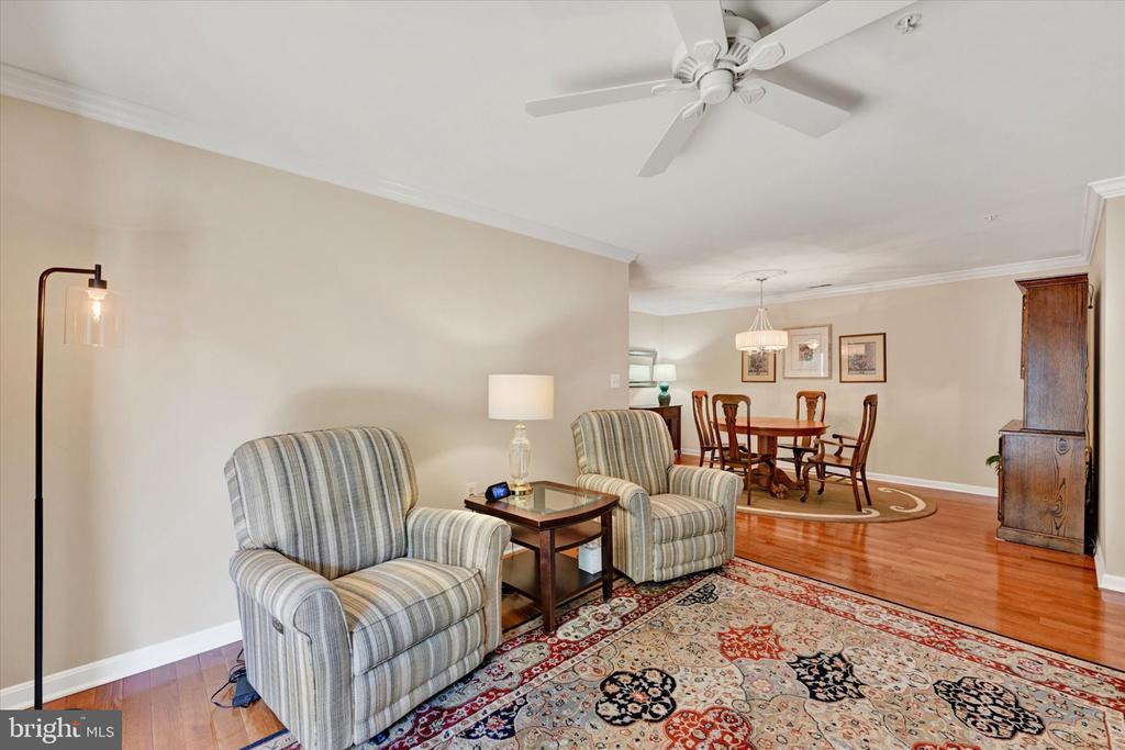 3901 DARLEIGH ROAD Unit: 1C