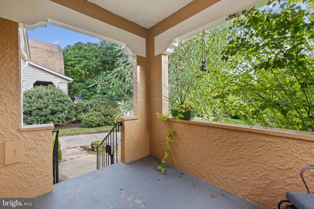 608 ANNESLIE ROAD