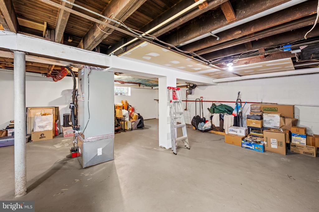 608 ANNESLIE ROAD