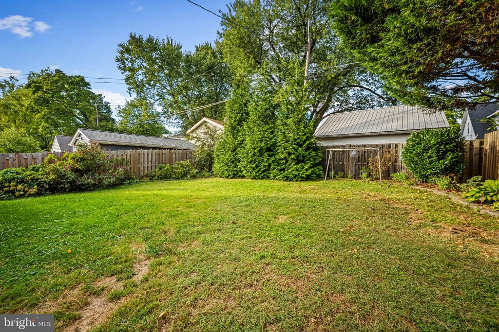 608 ANNESLIE ROAD