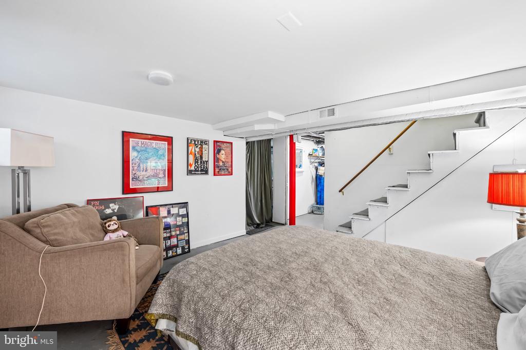 608 ANNESLIE ROAD