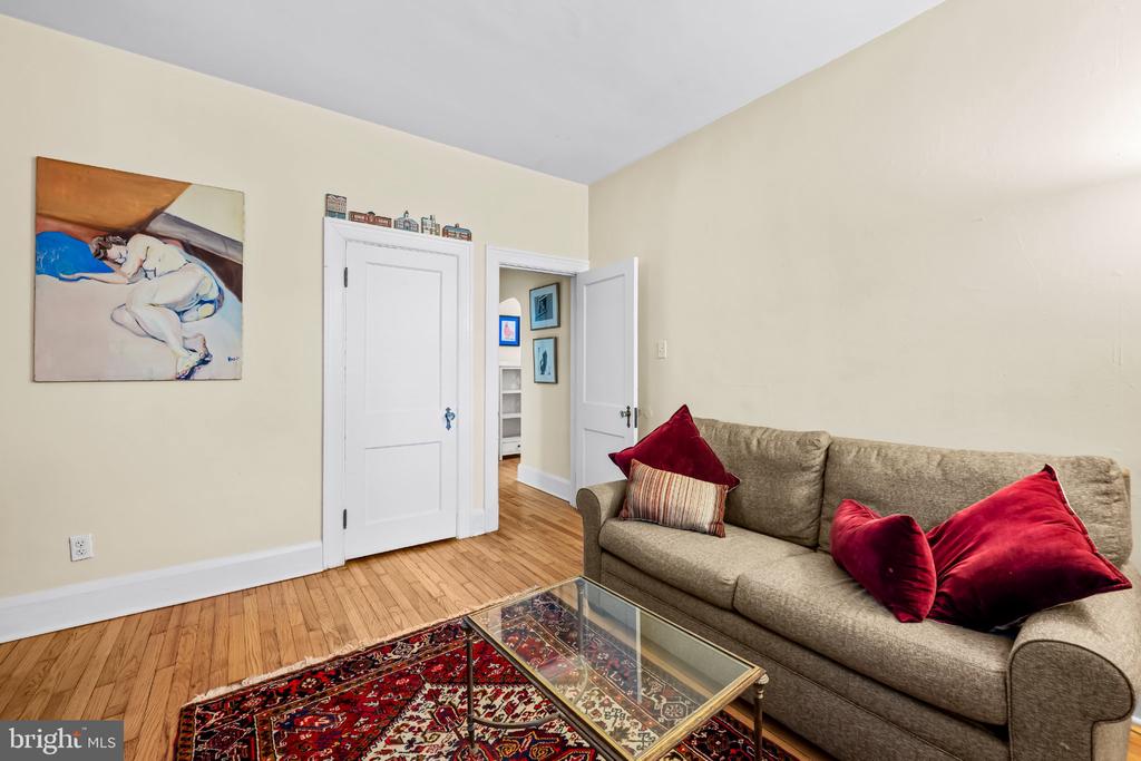 608 ANNESLIE ROAD