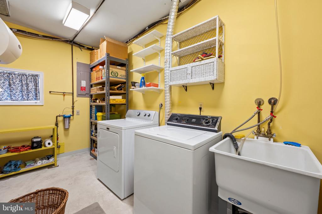 1400 WILTWYCK ROAD
