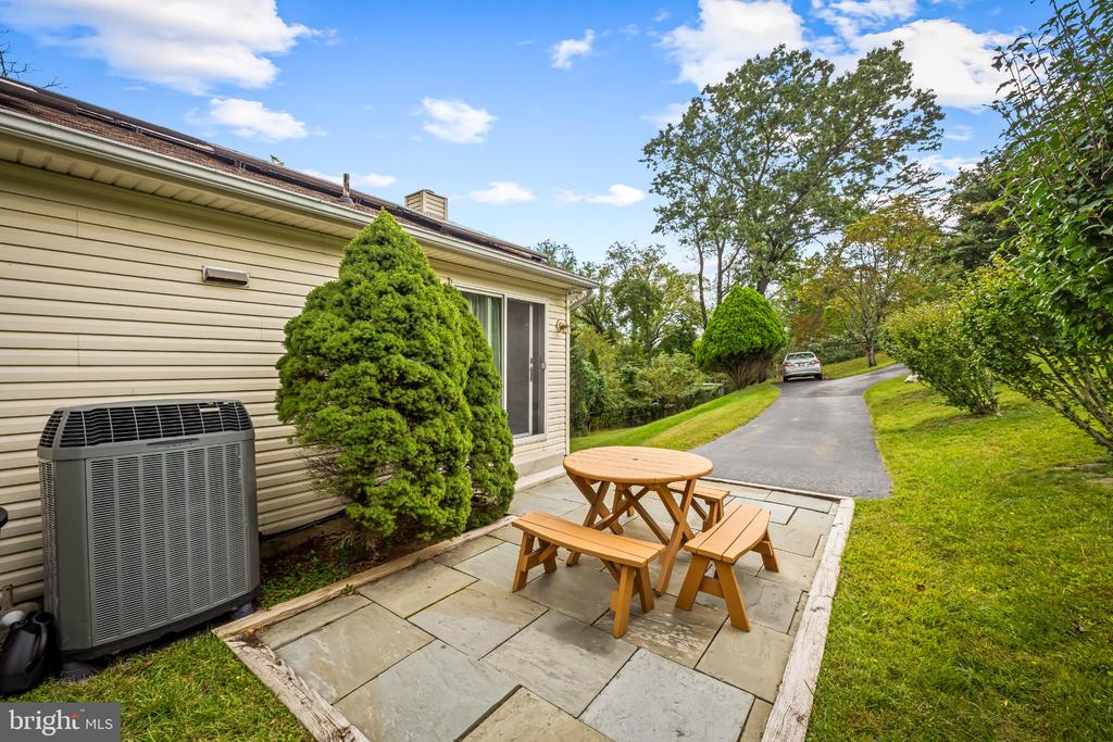 1400 WILTWYCK ROAD