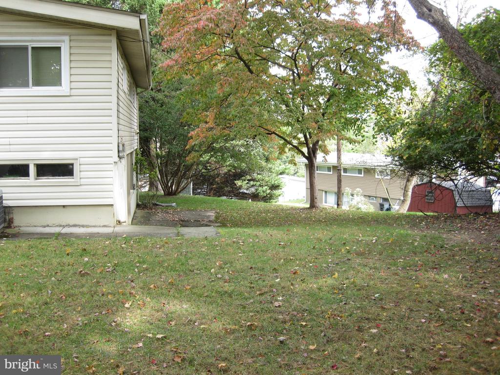 2900 OAKTON COURT