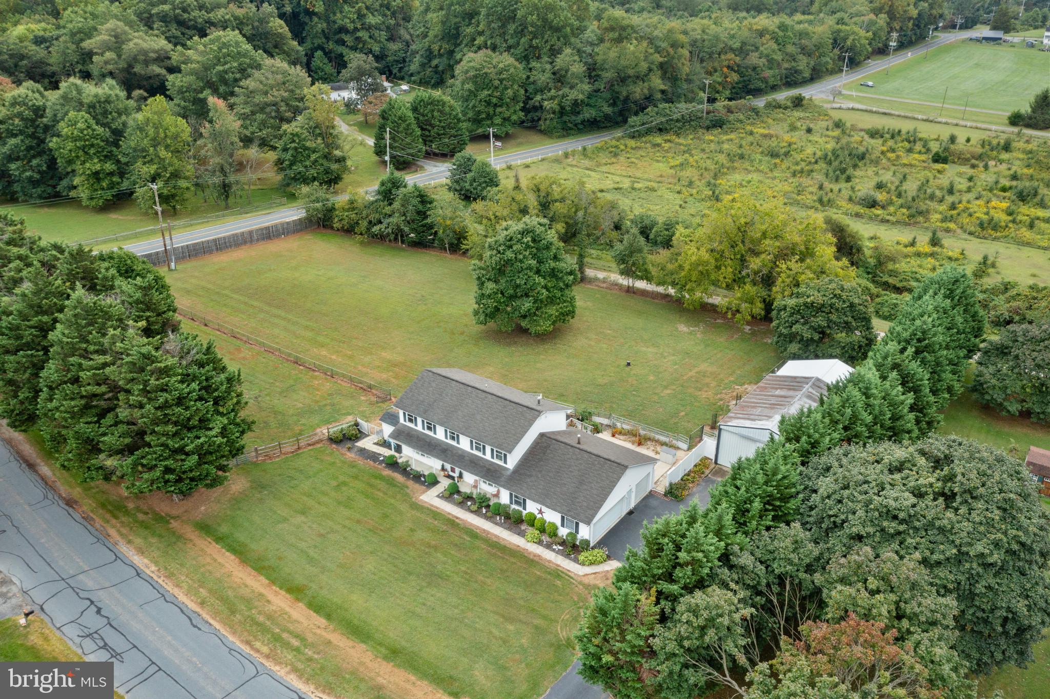18 Honeysuckle Dr
