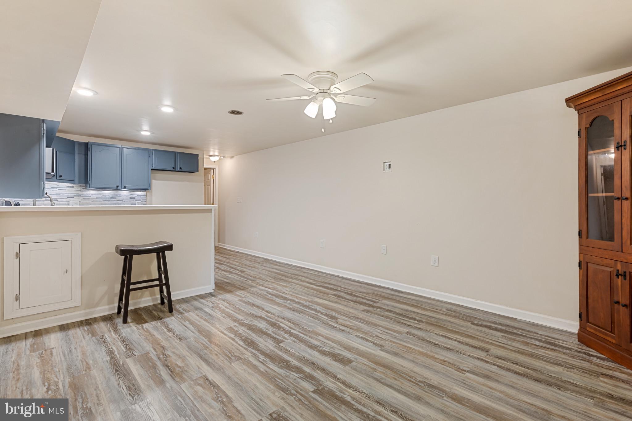 18 Honeysuckle Dr