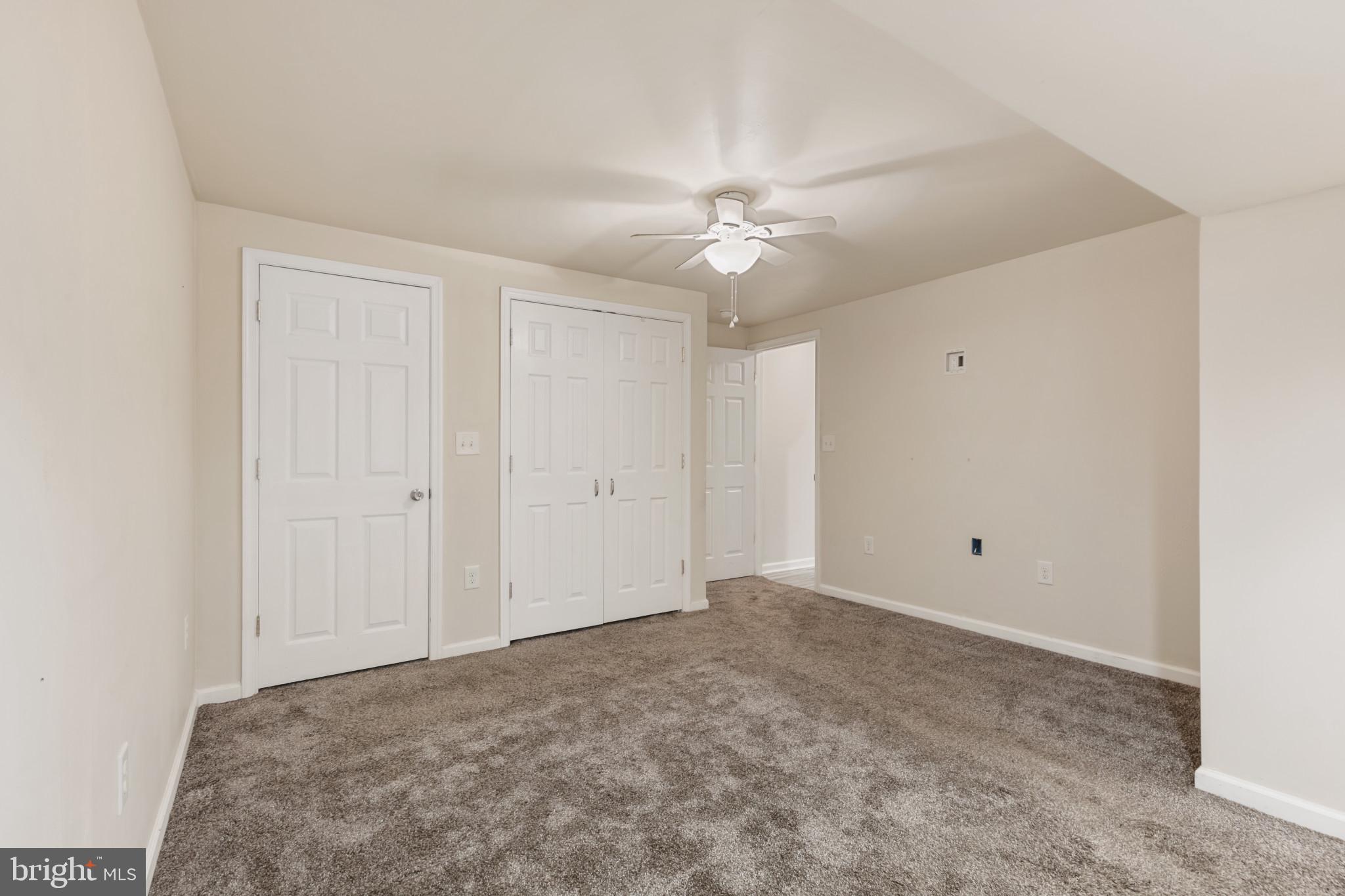 18 Honeysuckle Dr