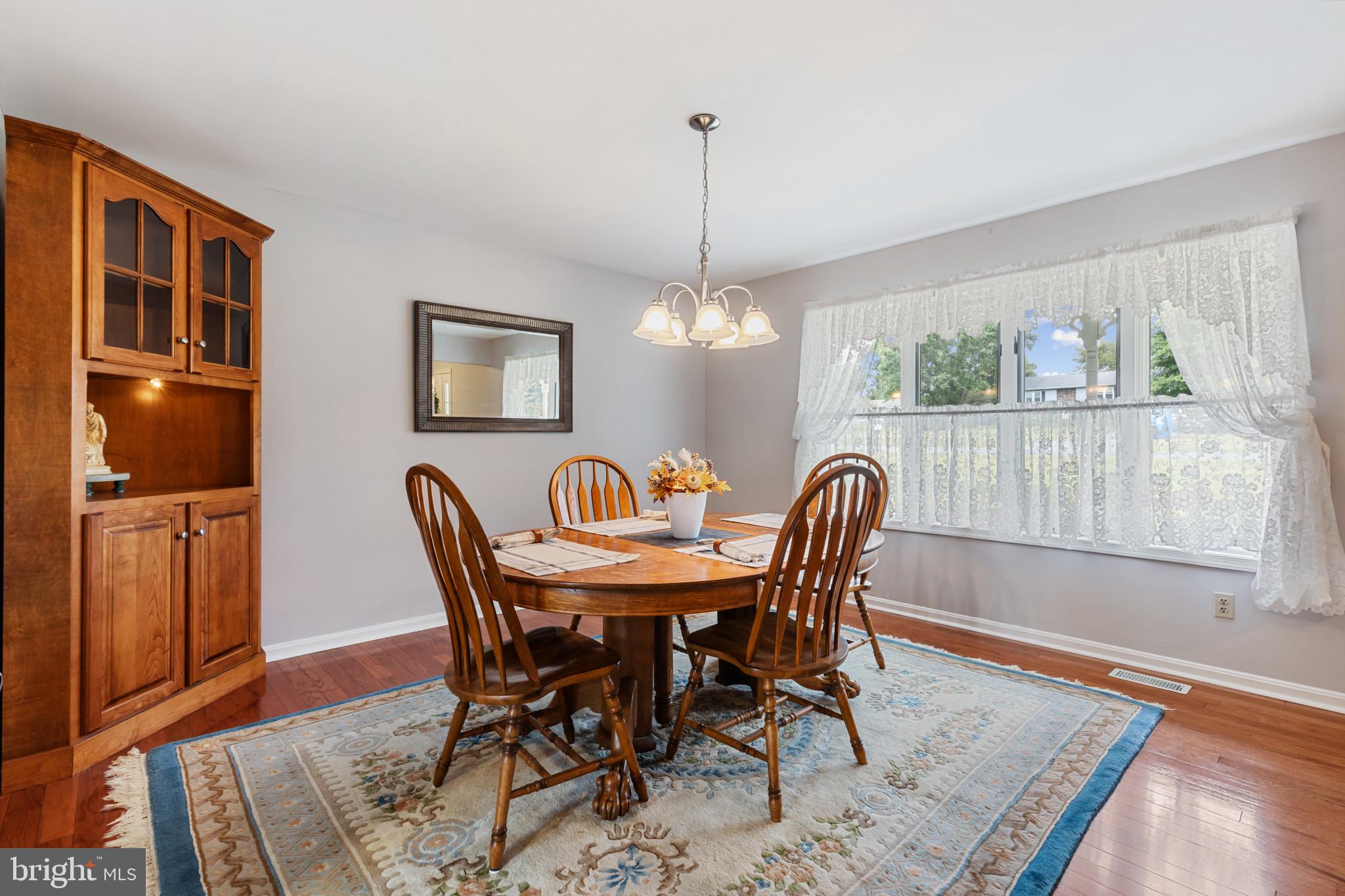 18 Honeysuckle Dr