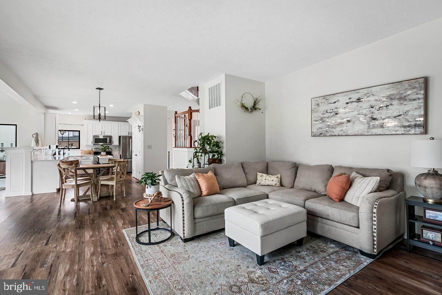 400 Calla Ct