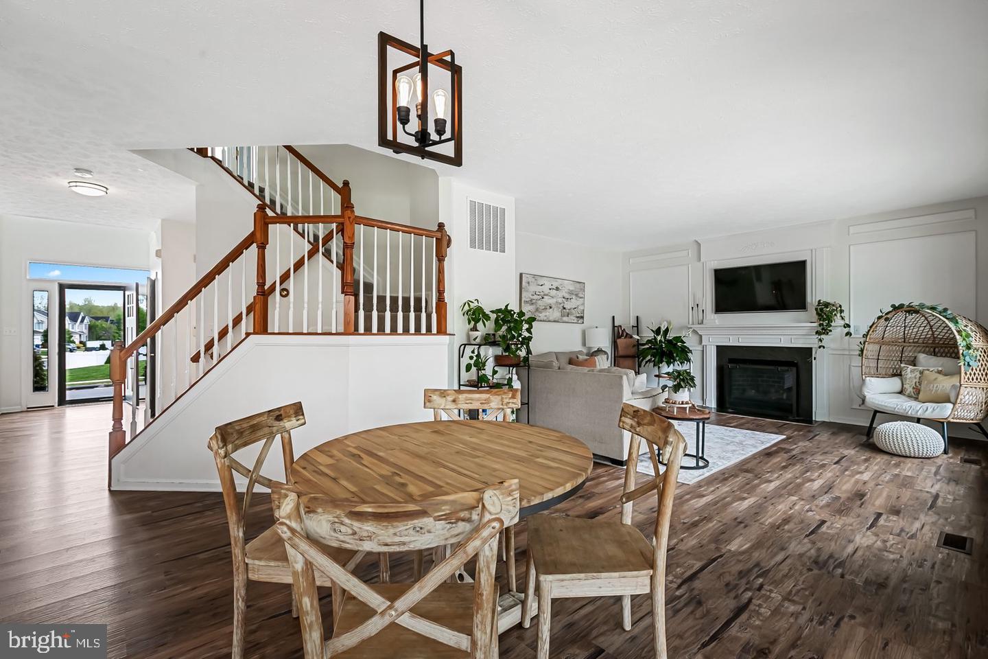 400 Calla Ct