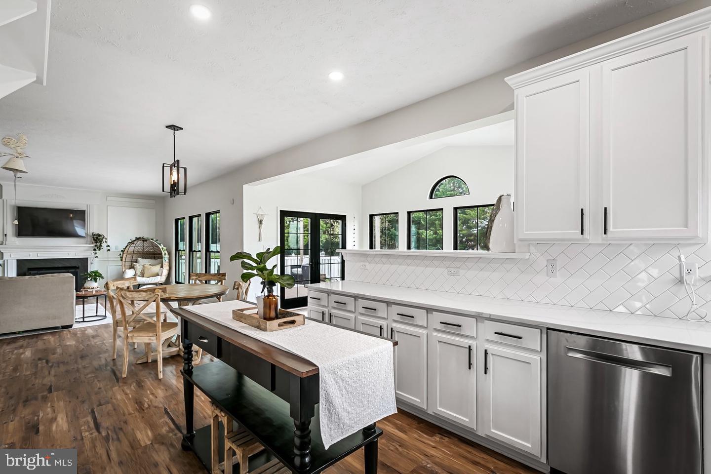 400 Calla Ct