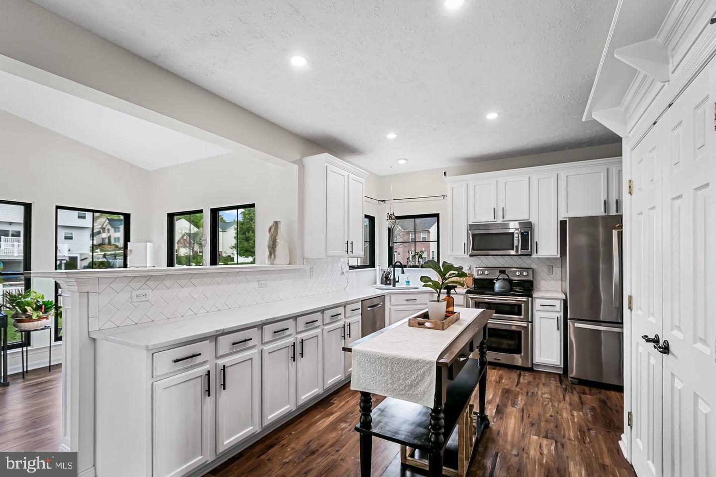400 Calla Ct