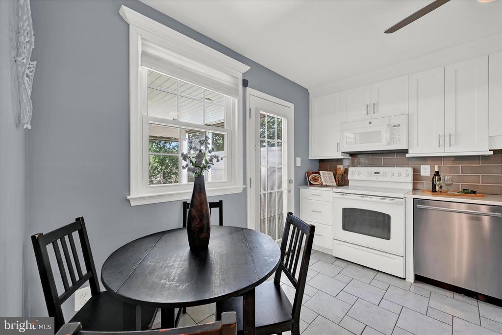 309 Burnside Ct