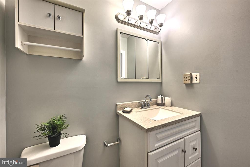 309 Burnside Ct