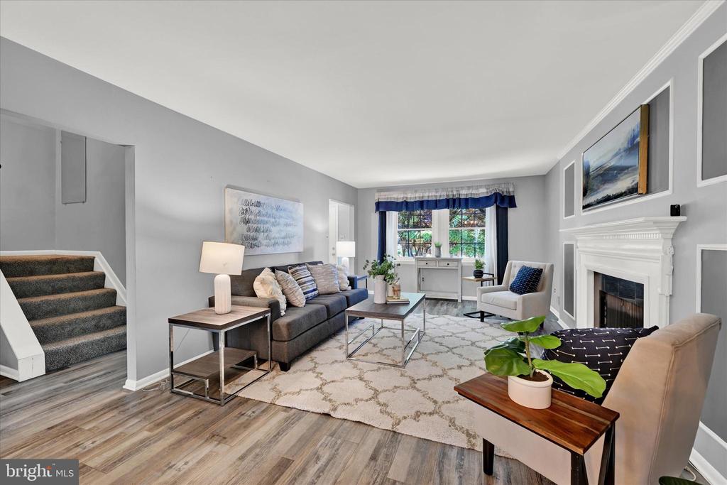 309 Burnside Ct