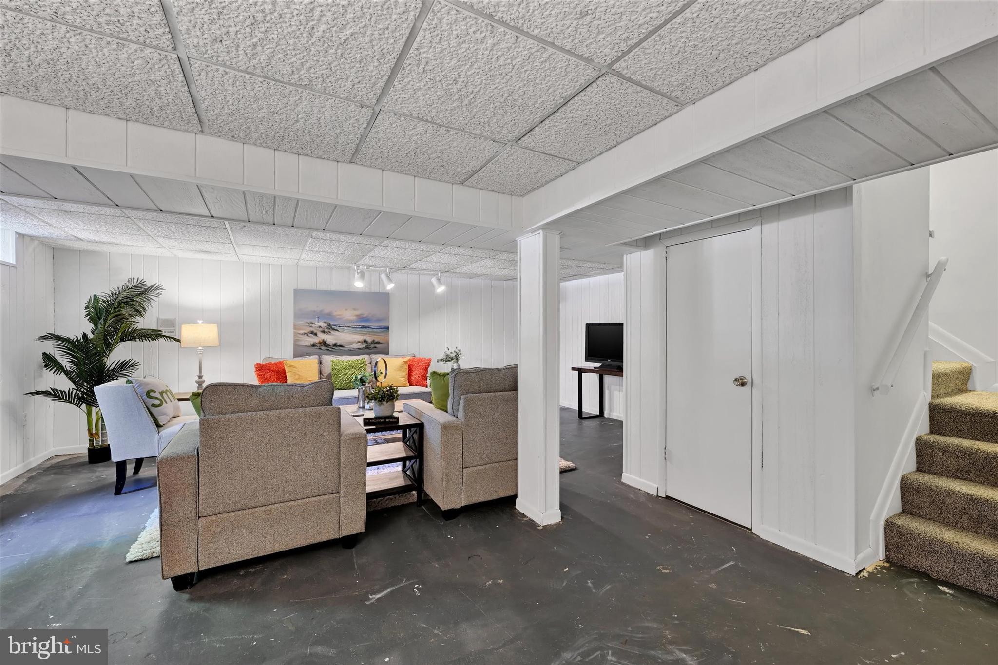 309 Burnside Ct
