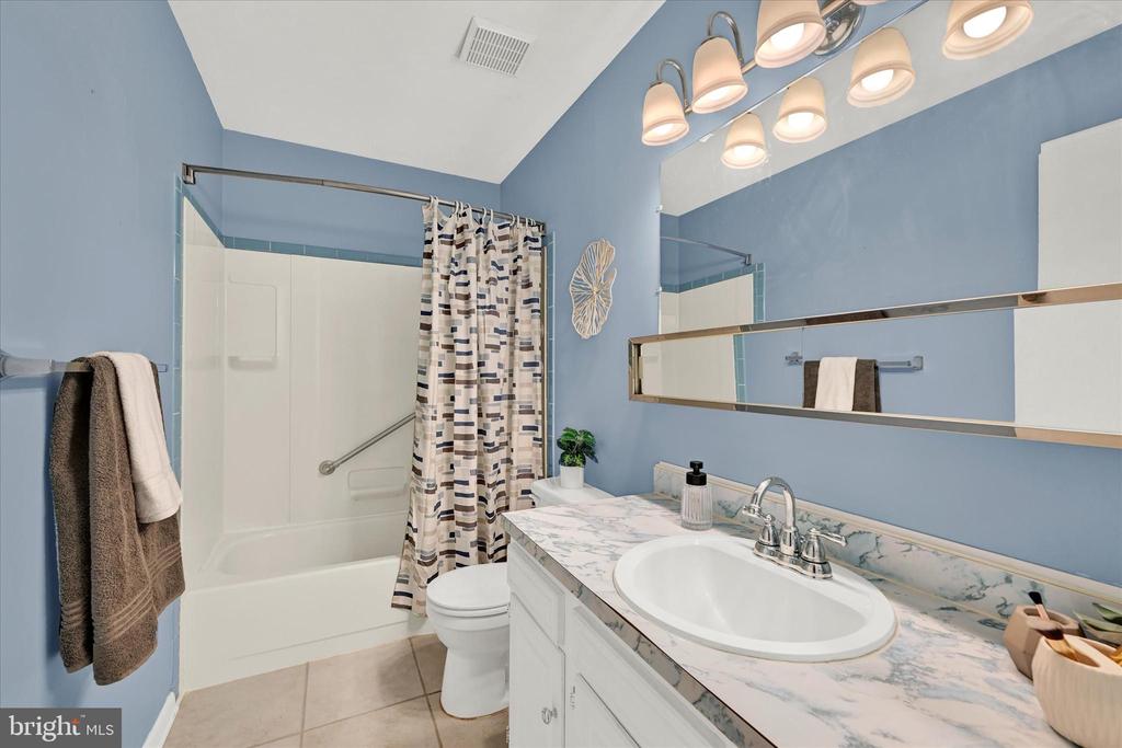 309 Burnside Ct