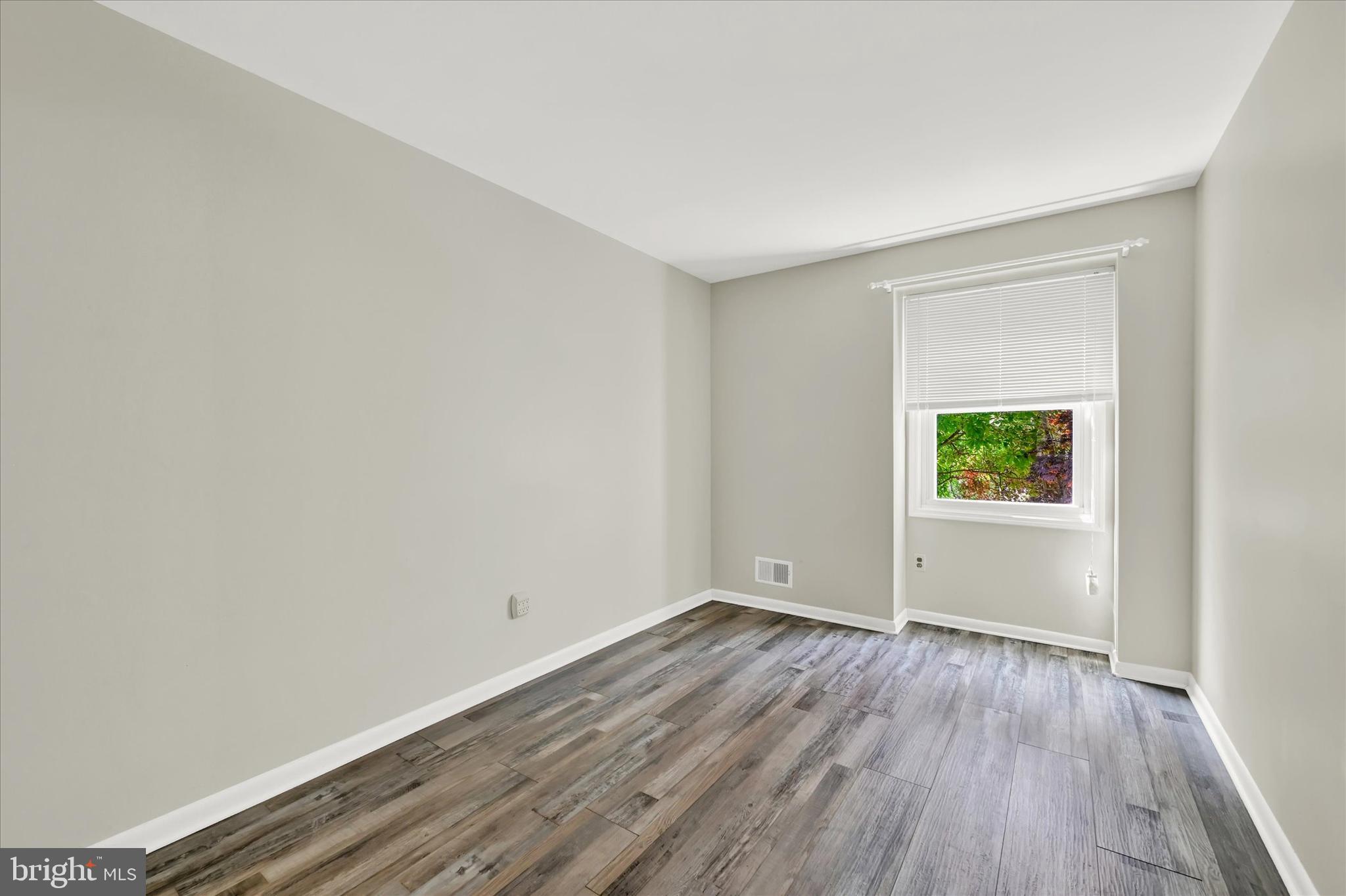 309 Burnside Ct