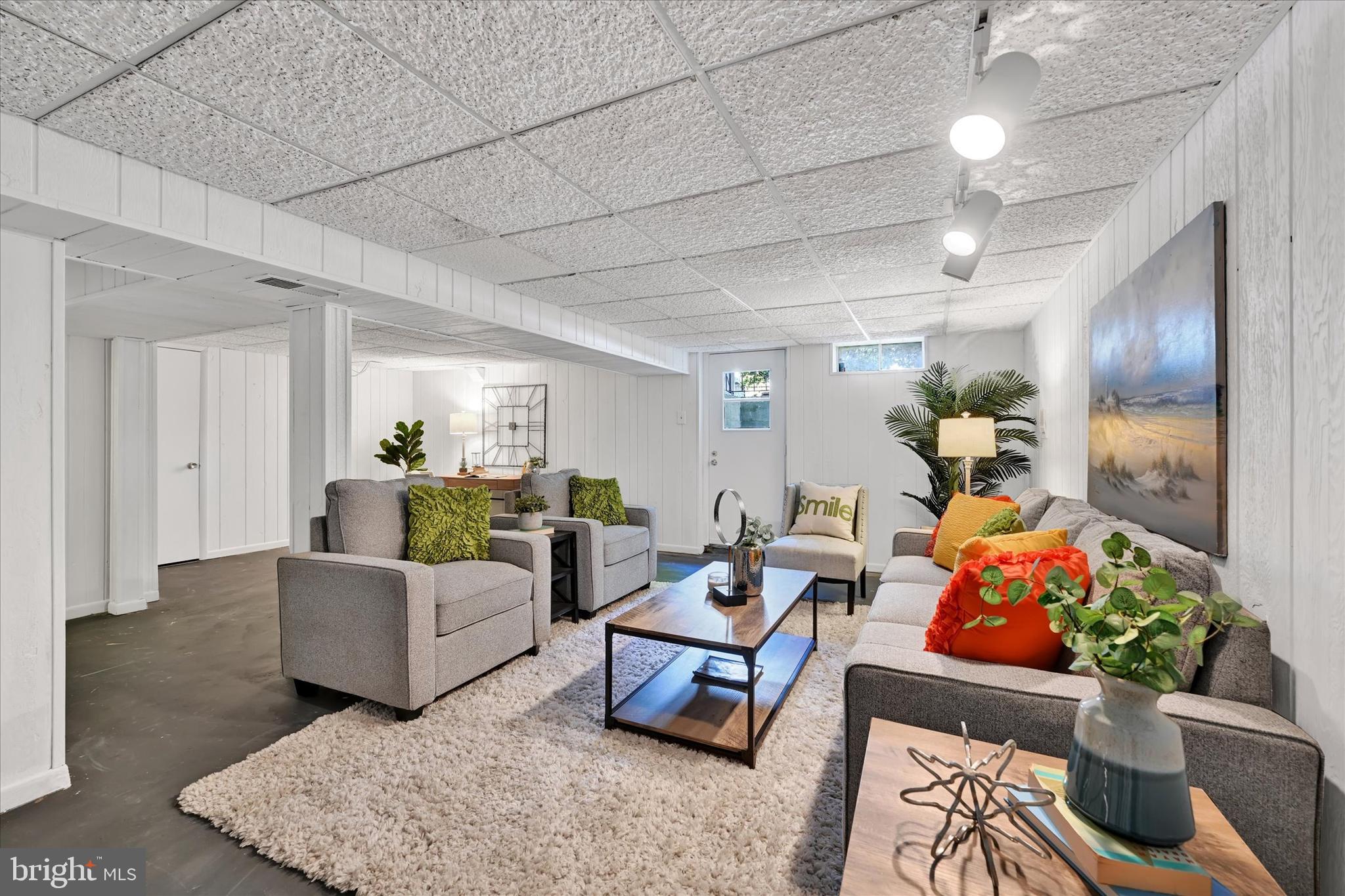 309 Burnside Ct