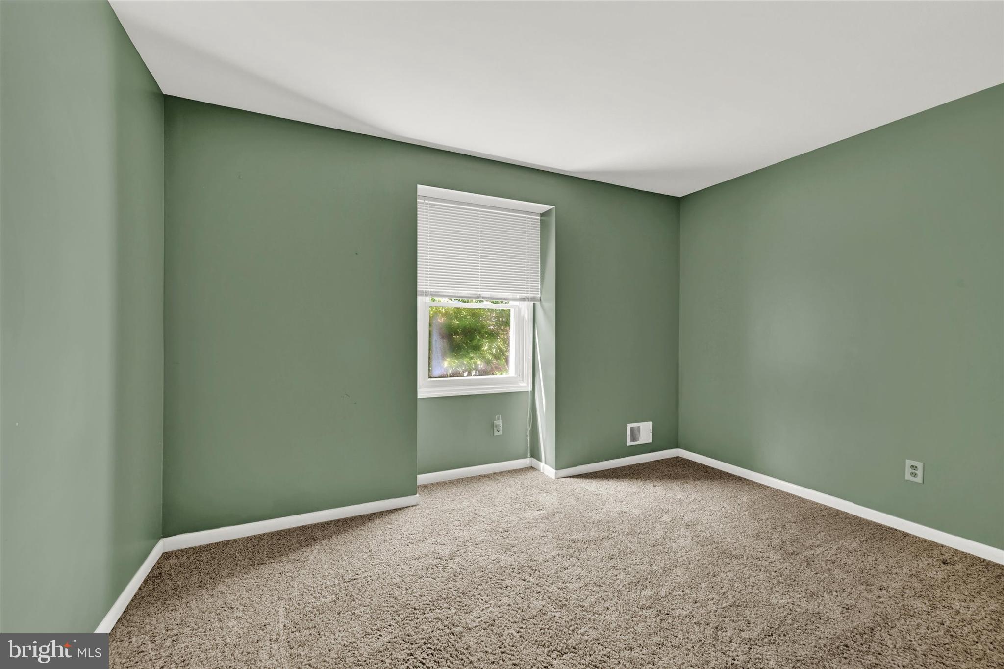 309 Burnside Ct