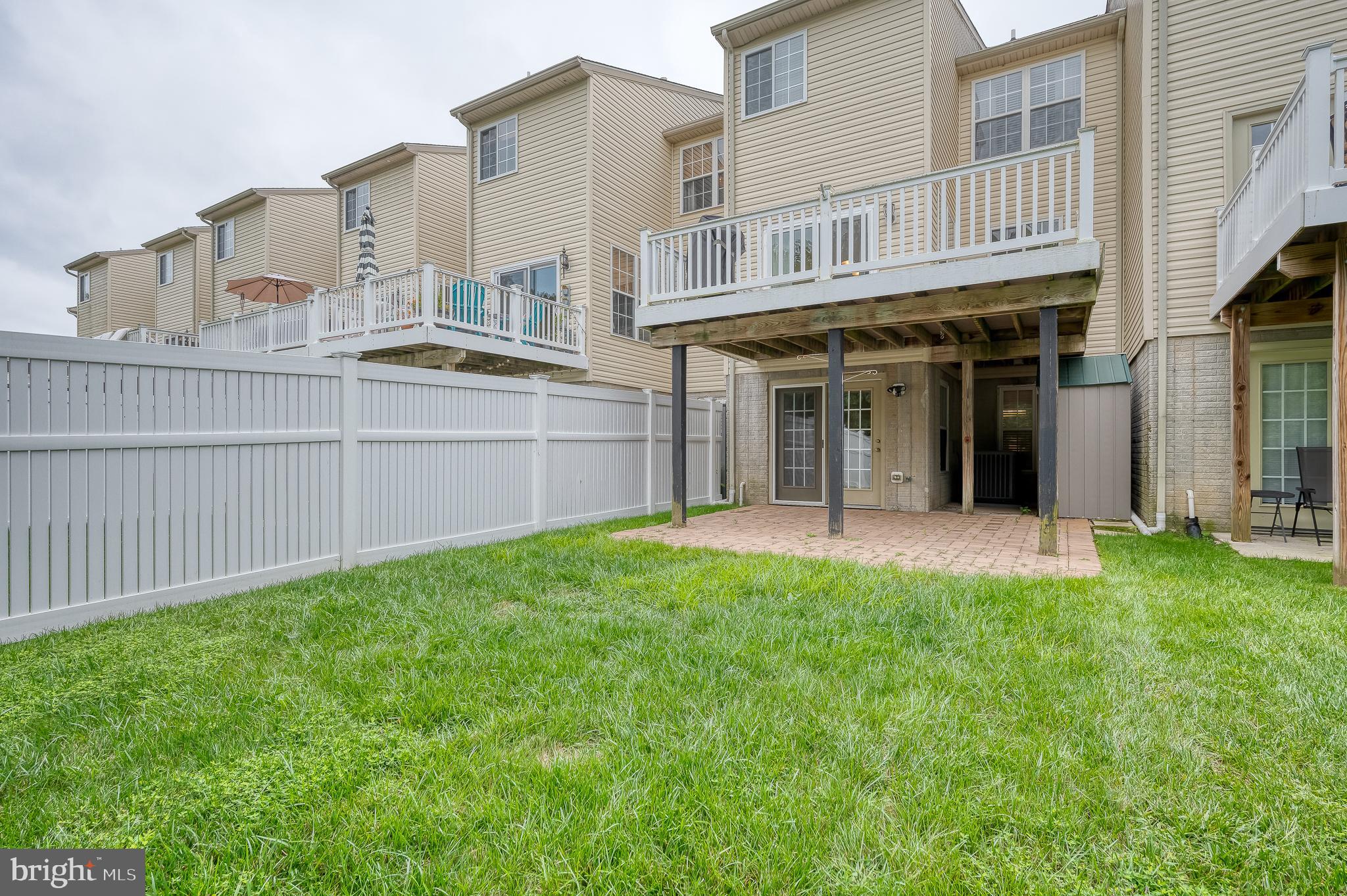 604 Berwick Ct