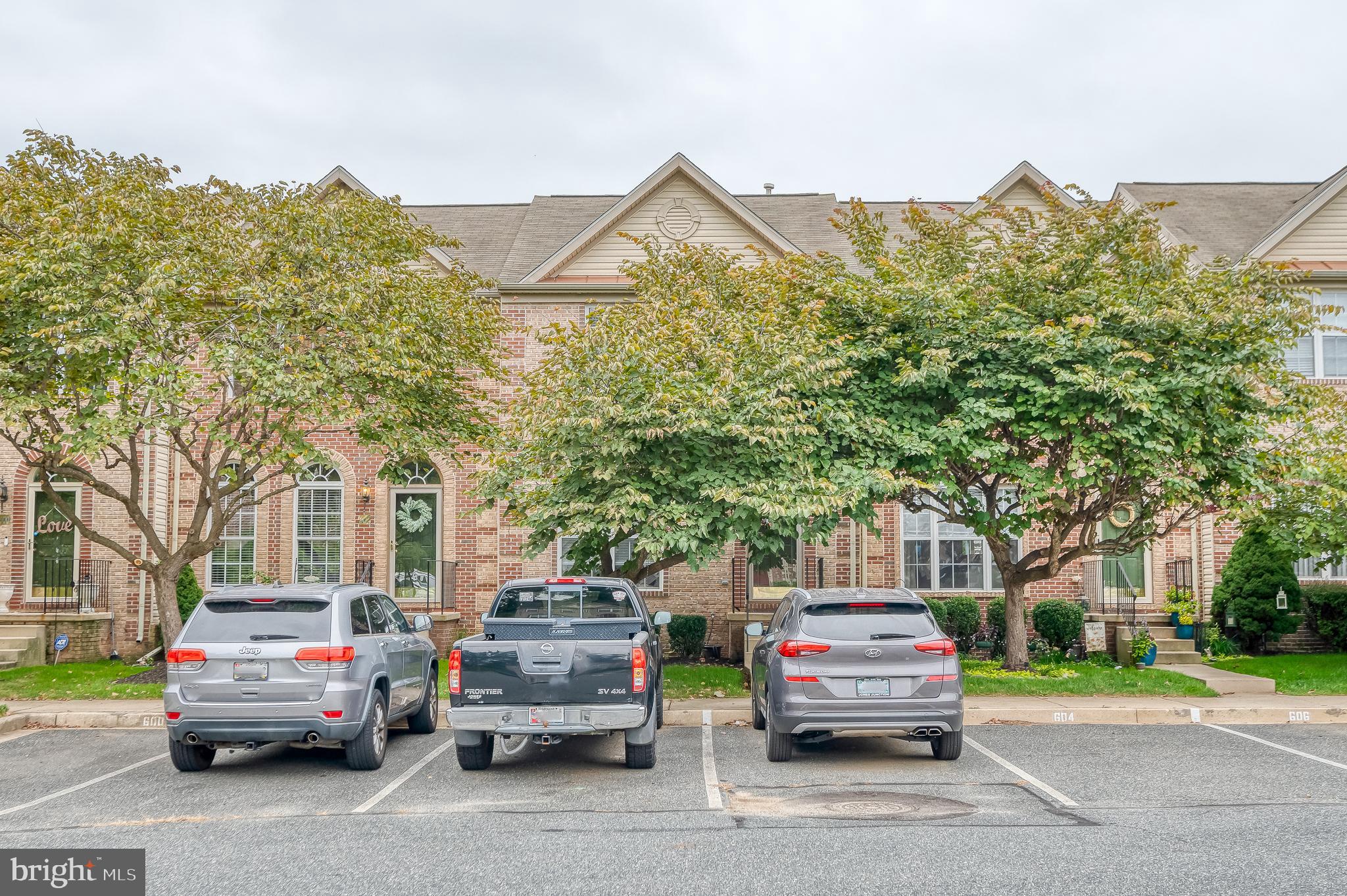 604 Berwick Ct