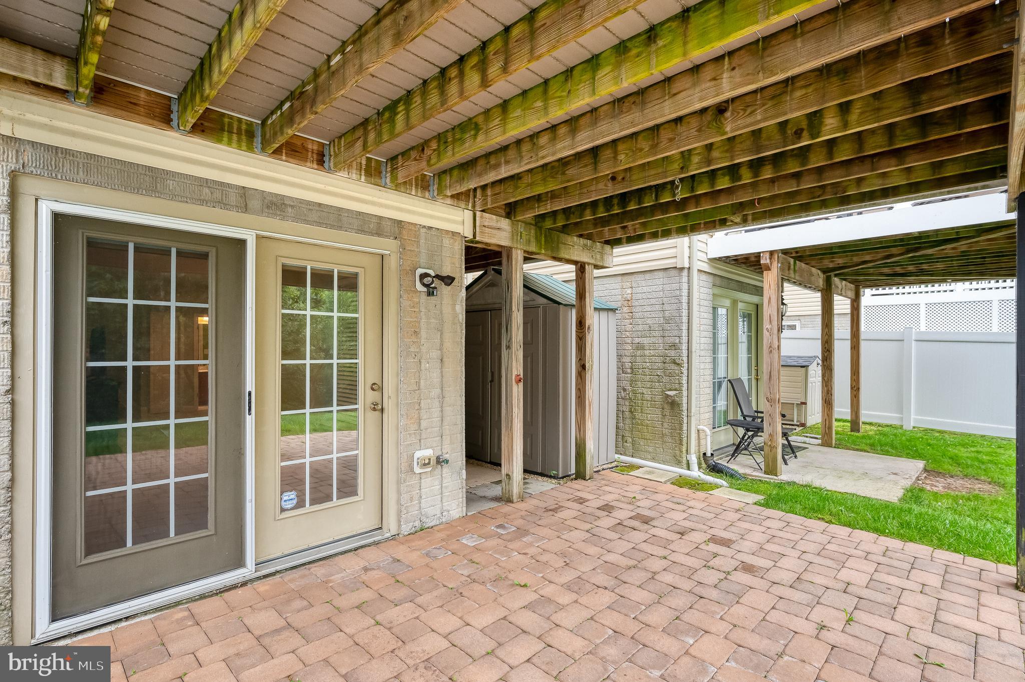 604 Berwick Ct