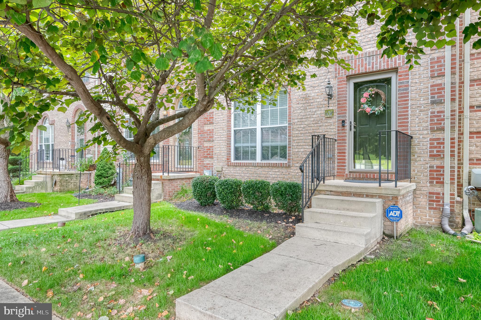 604 Berwick Ct