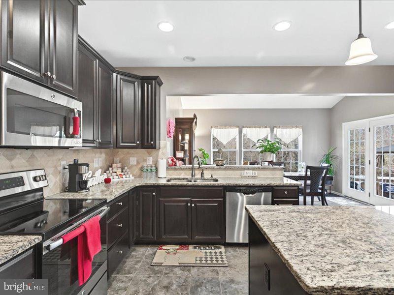 1118 Melissa Ct