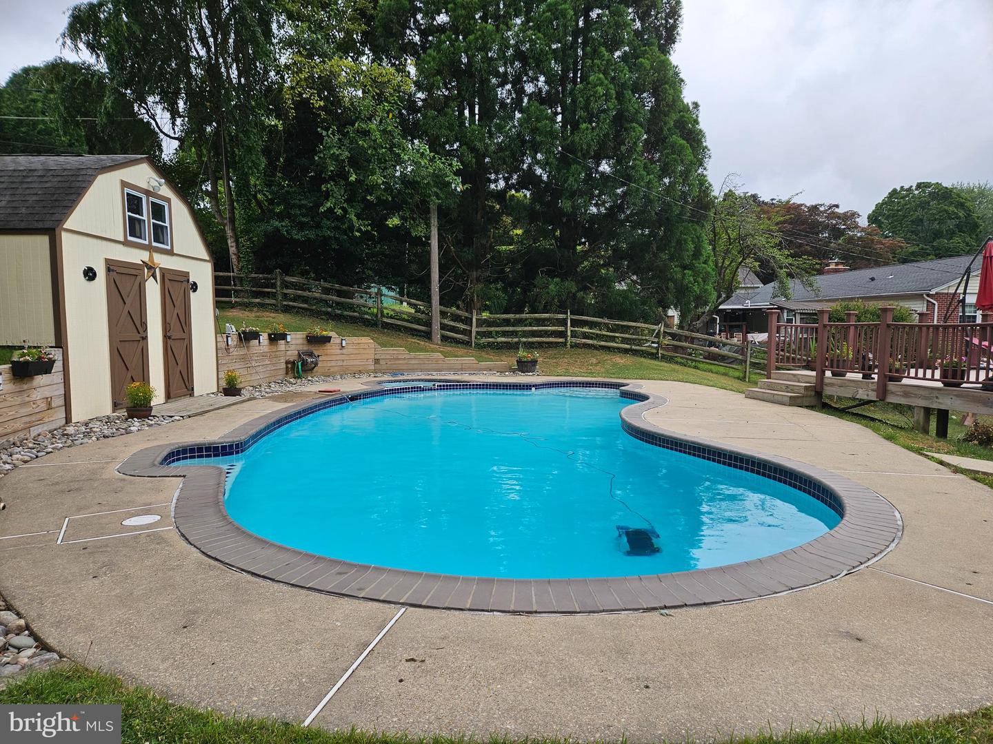 315 Linwood Ave