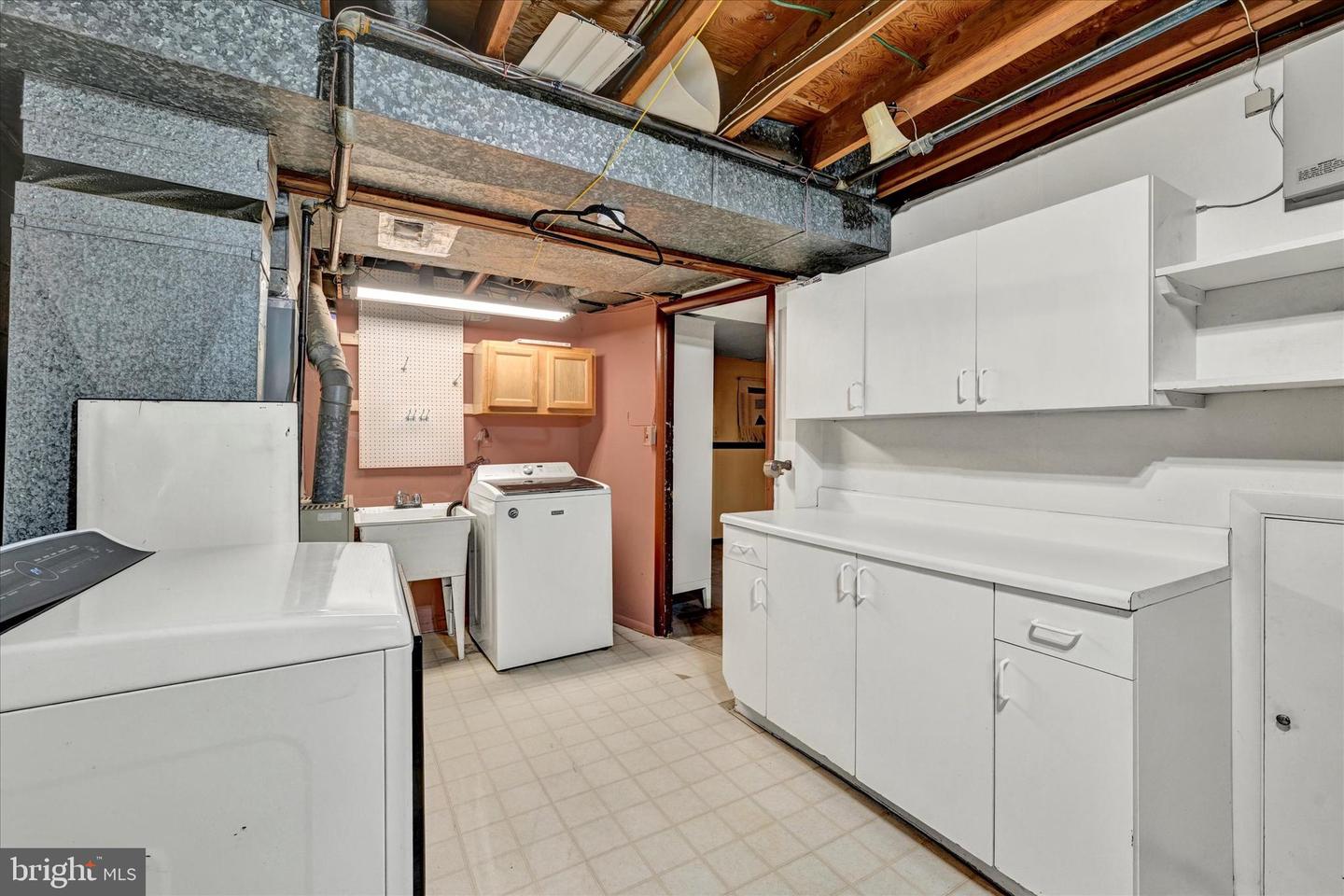 315 Linwood Ave