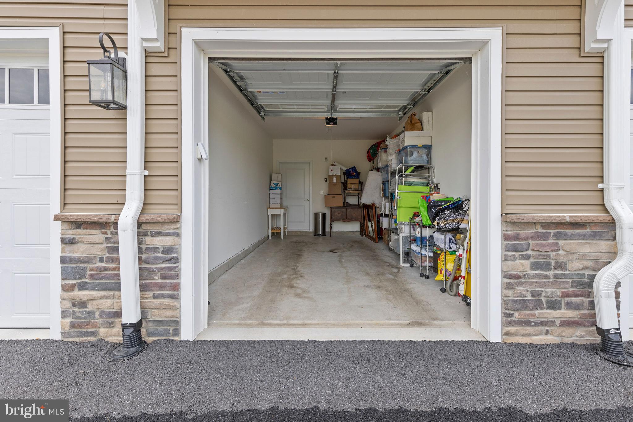 401 BOLD RULER COURT 302