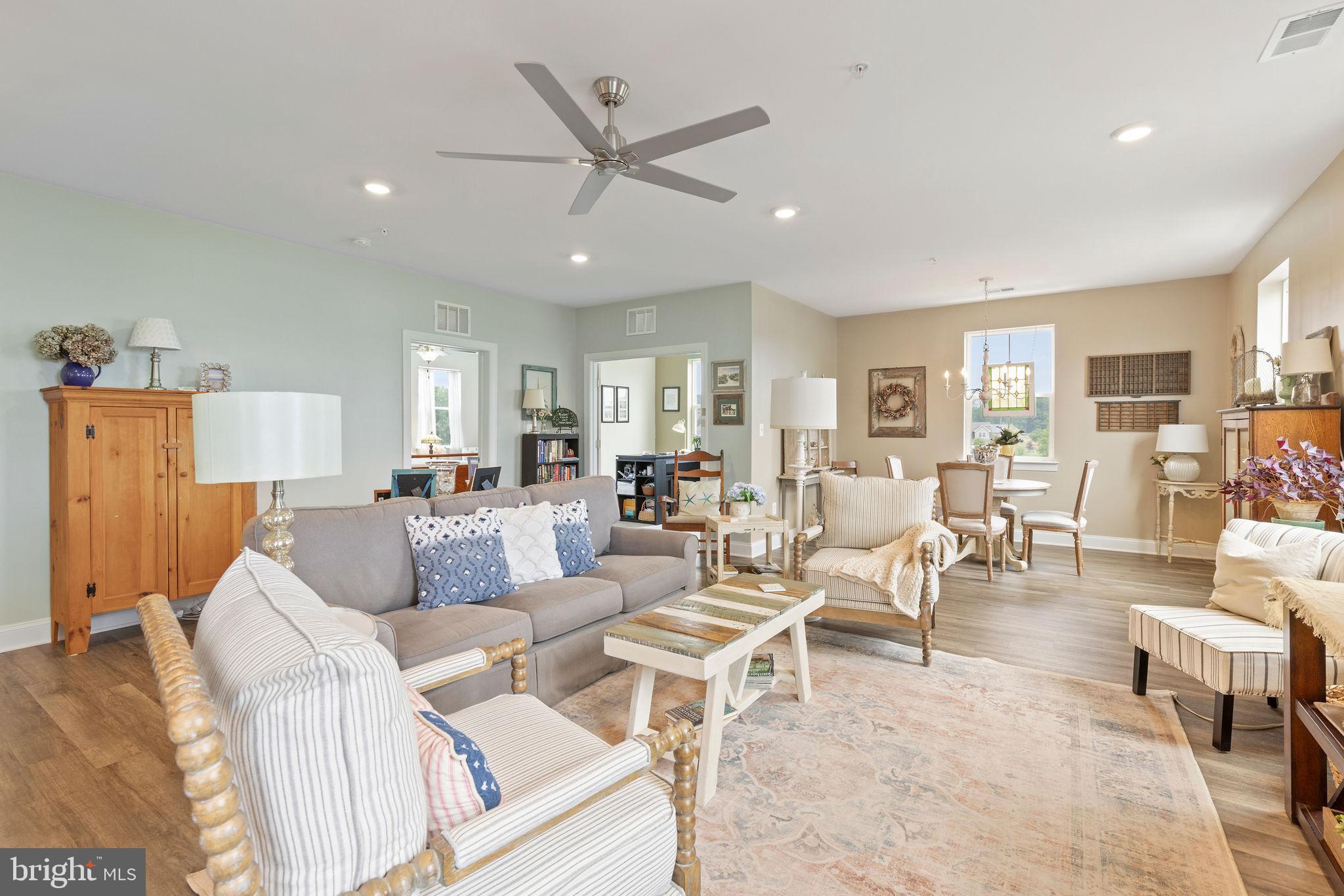 401 BOLD RULER COURT 302