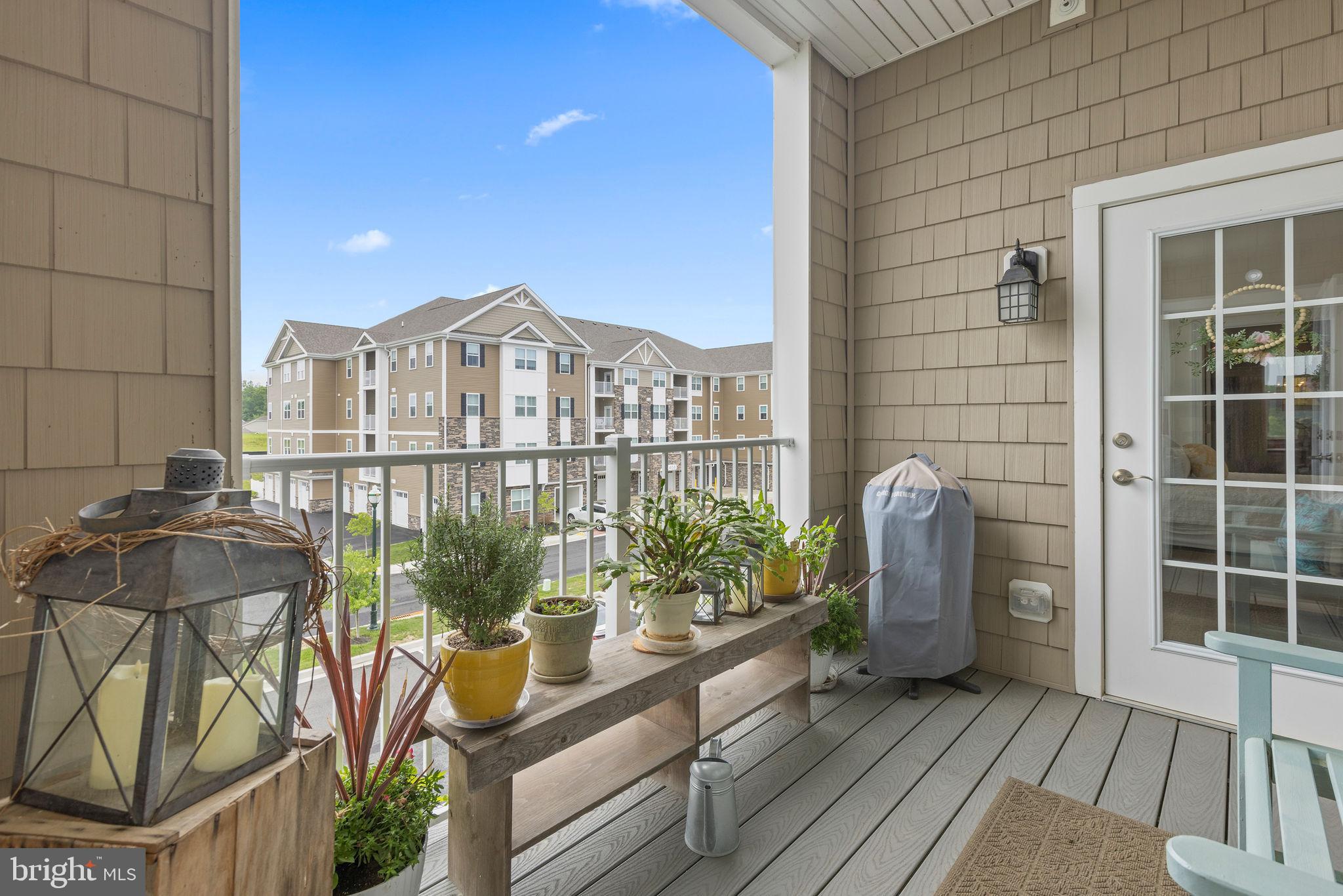 401 BOLD RULER COURT 302