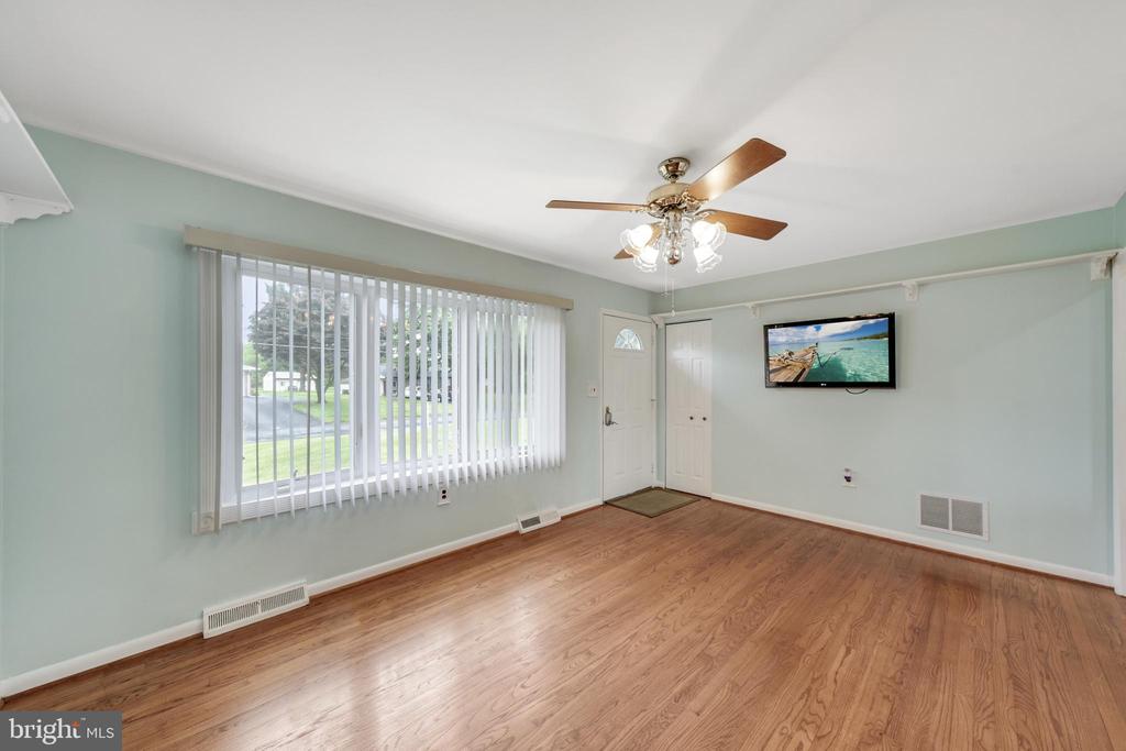 304 TIMOTHY DRIVE