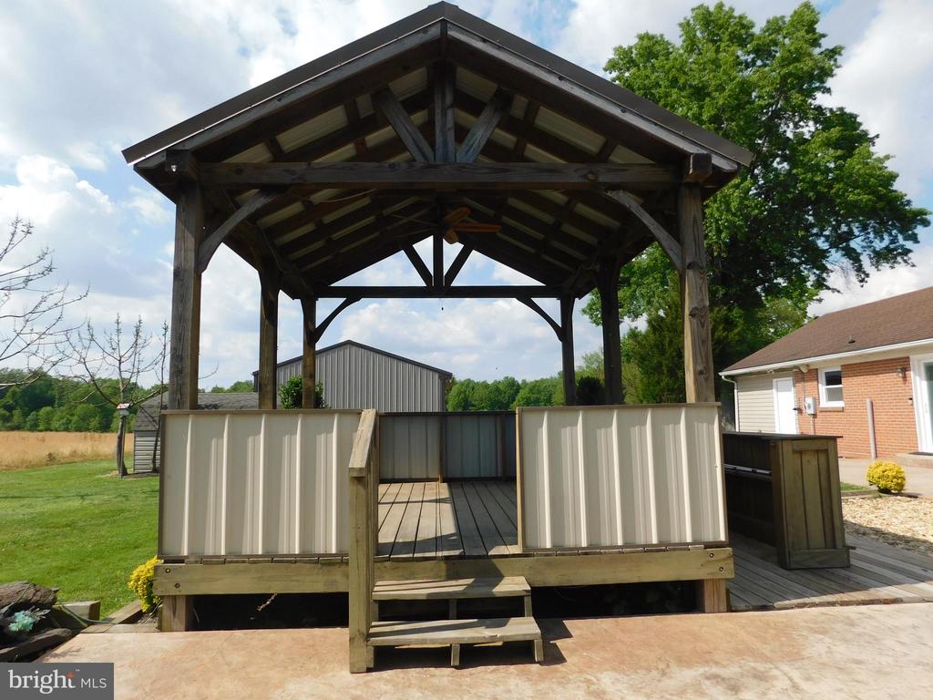 304 TIMOTHY DRIVE