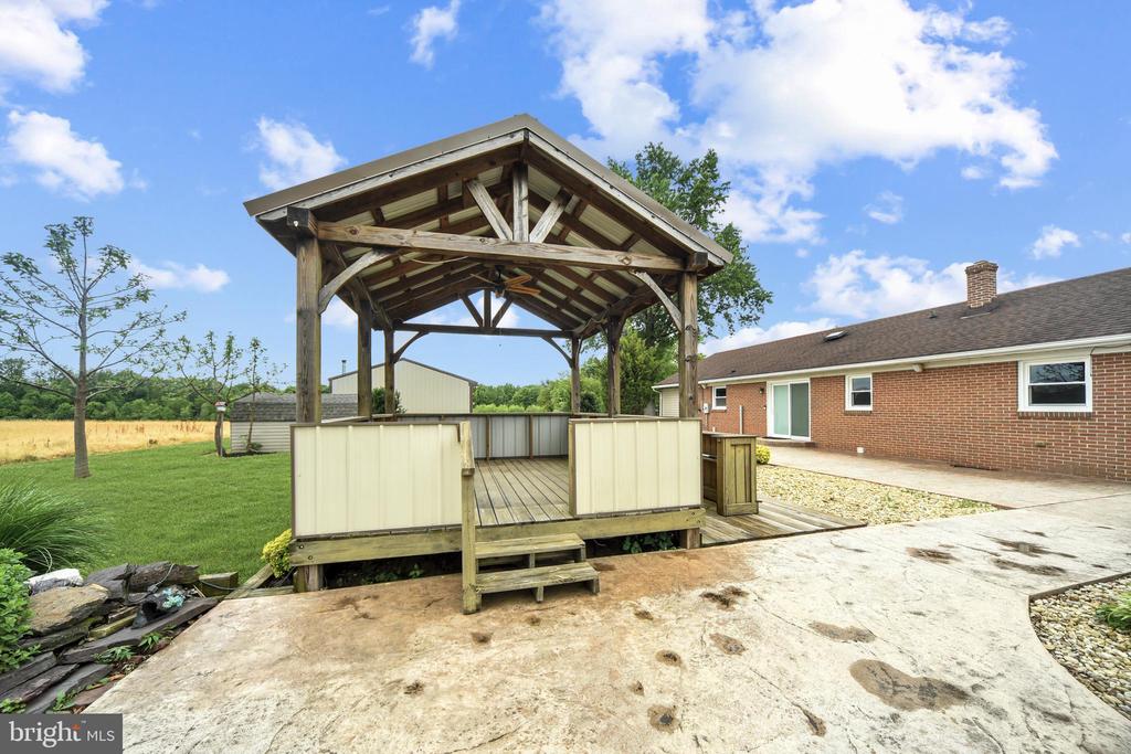304 TIMOTHY DRIVE