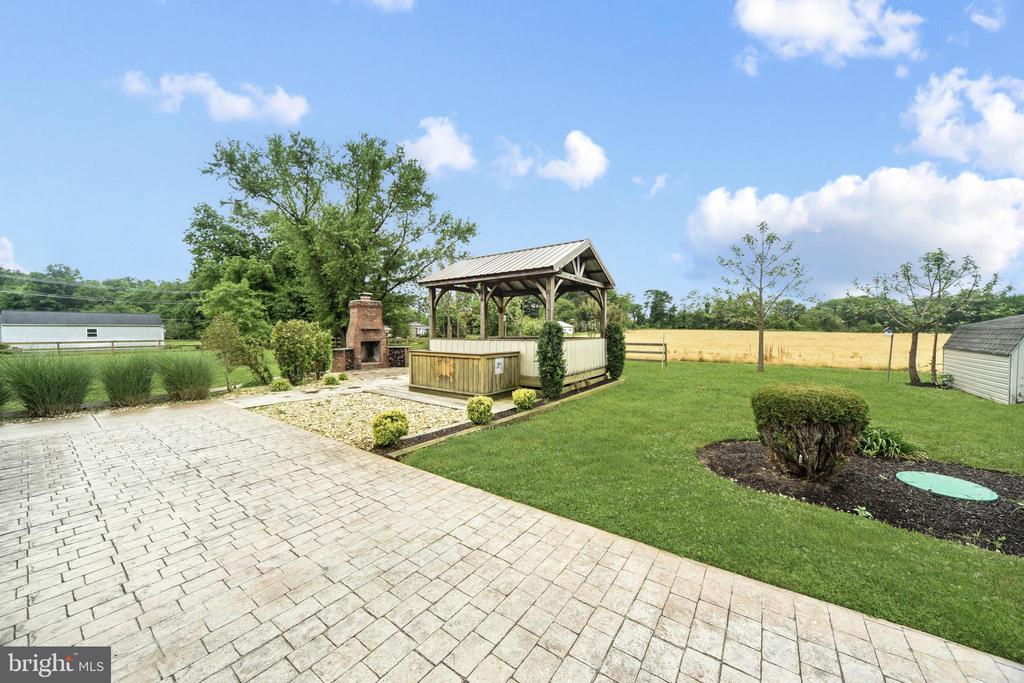 304 TIMOTHY DRIVE
